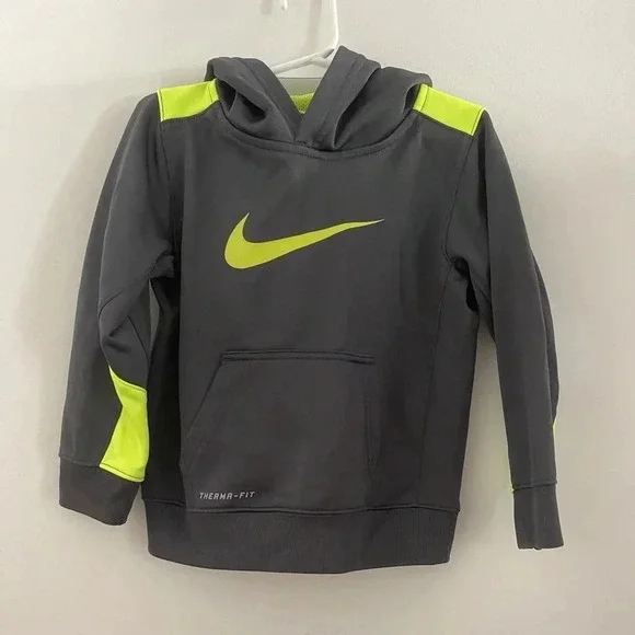 Nike Therma fit 4T hoodie - Picture 2 of 5